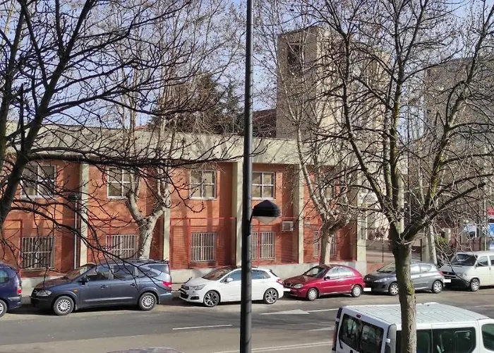 Precioso Con Patio Appartamento